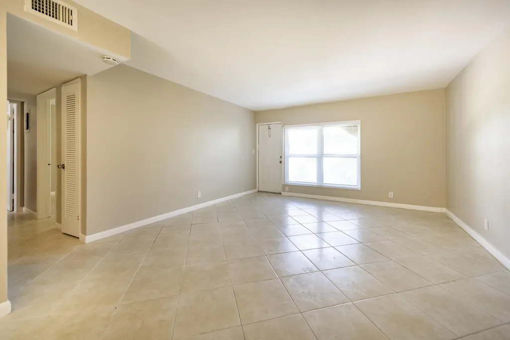 1015 NE 9th Avenue Fort Lauderdale FL 33304