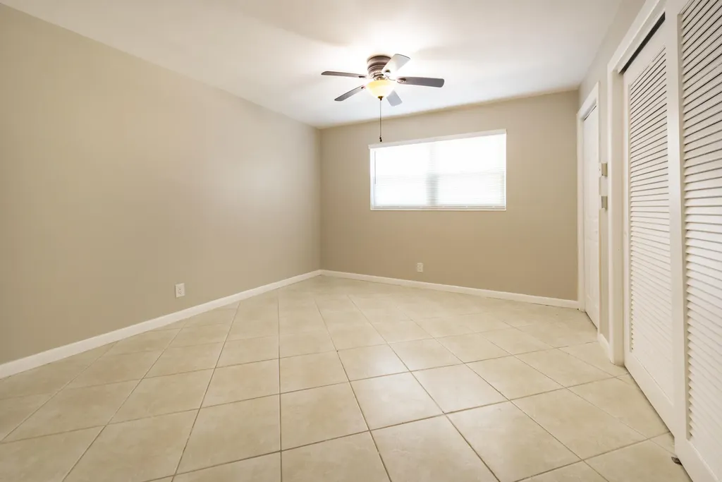 1015 NE 9th Avenue Fort Lauderdale FL 33304