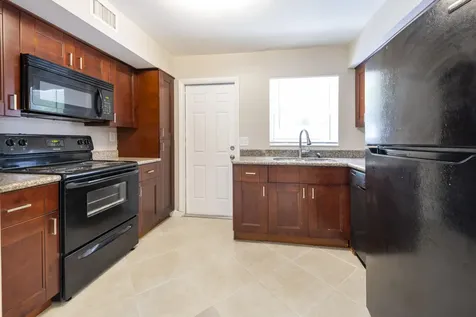 1015 NE 9th Avenue Fort Lauderdale FL 33304