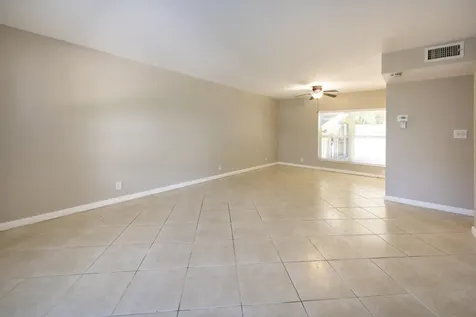 1015 NE 9th Avenue Fort Lauderdale FL 33304