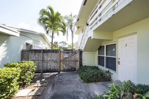 1015 NE 9th Avenue Fort Lauderdale FL 33304