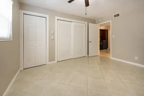 1015 NE 9th Avenue Fort Lauderdale FL 33304