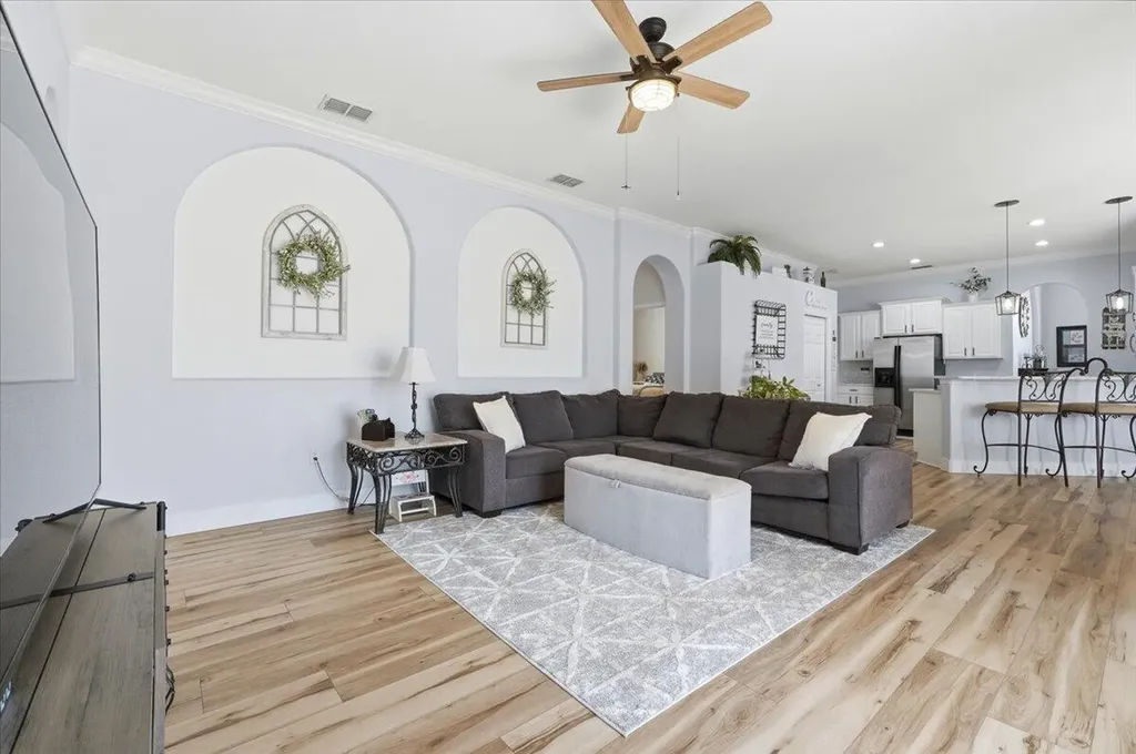 308 Terranova Boulevard Winter Haven FL 33884