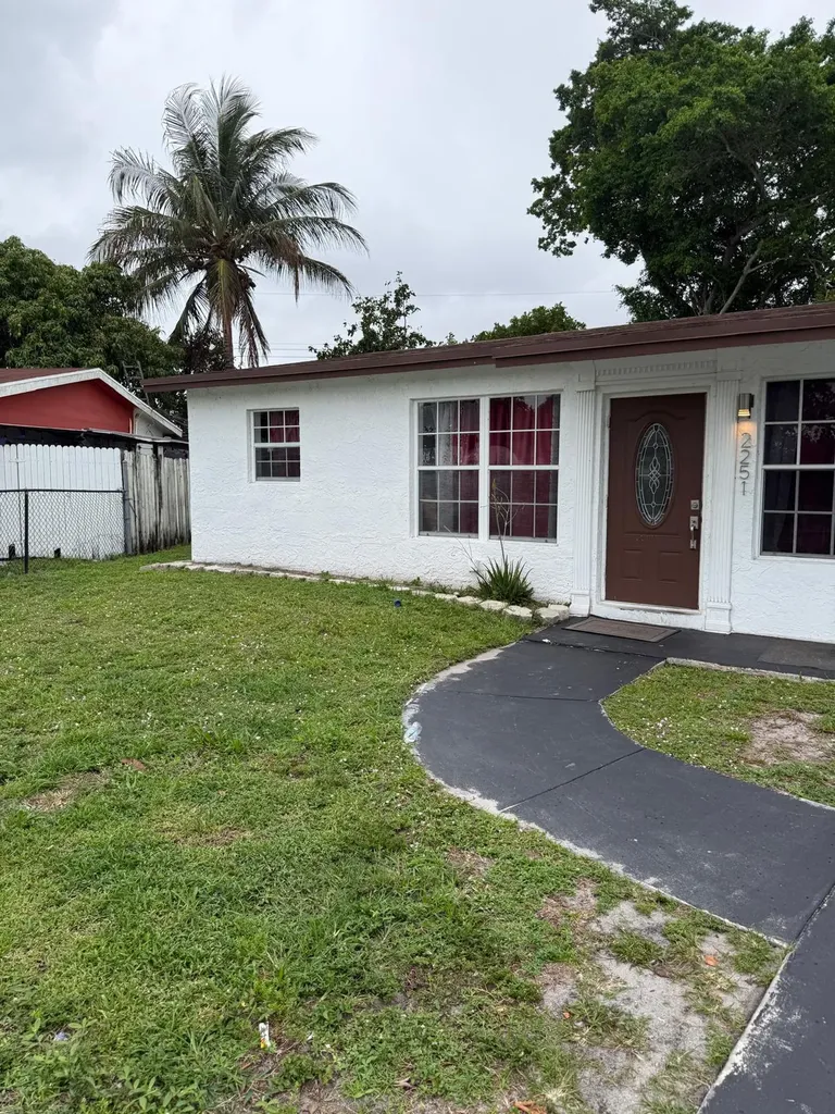 2251 NW 29th Terrace Fort Lauderdale FL 33311