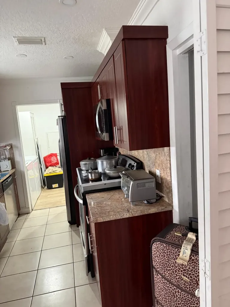 2251 NW 29th Terrace Fort Lauderdale FL 33311