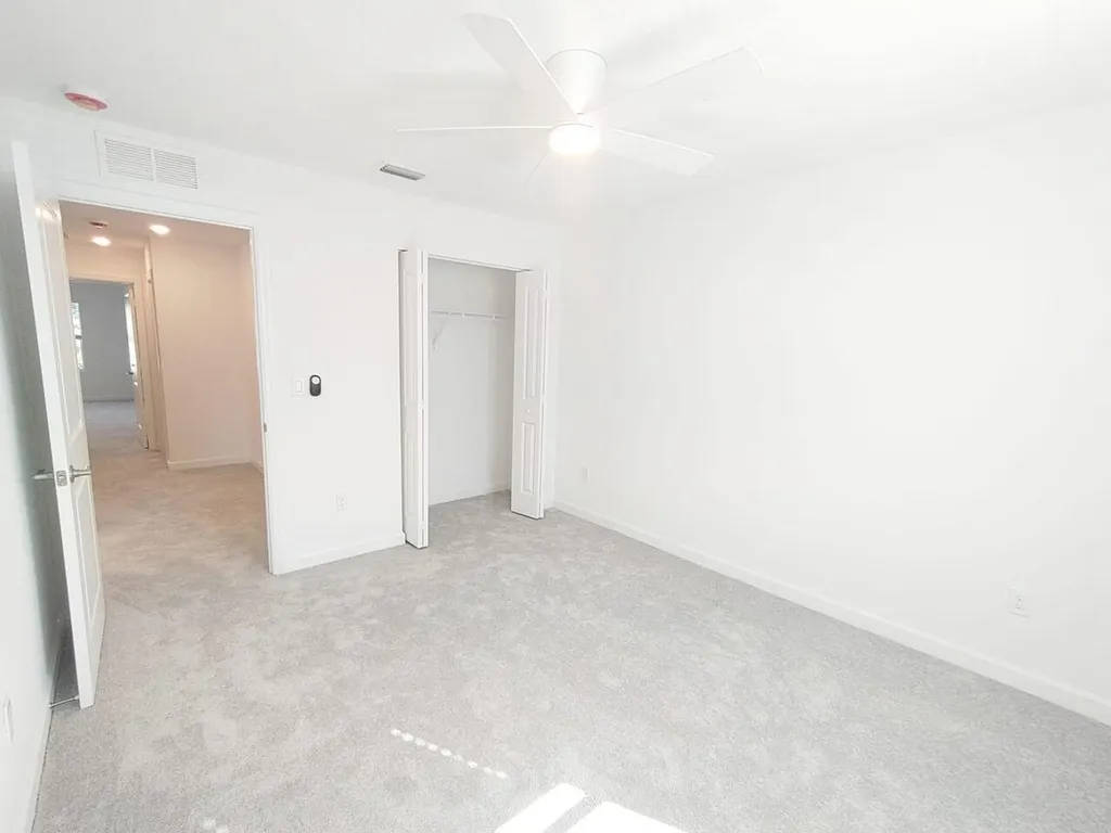 4328 Pond Lily Lane Lake Worth FL 33467