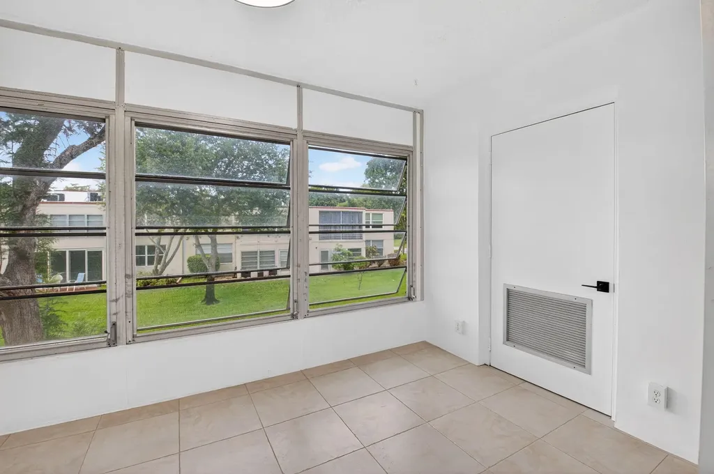 10 Willowbrook Lane Delray Beach FL 33446