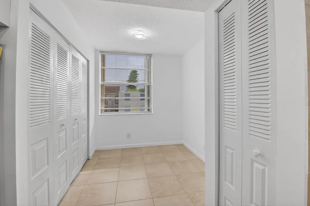 10 Willowbrook Lane Delray Beach FL 33446
