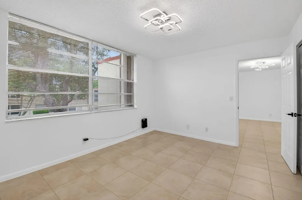 10 Willowbrook Lane Delray Beach FL 33446