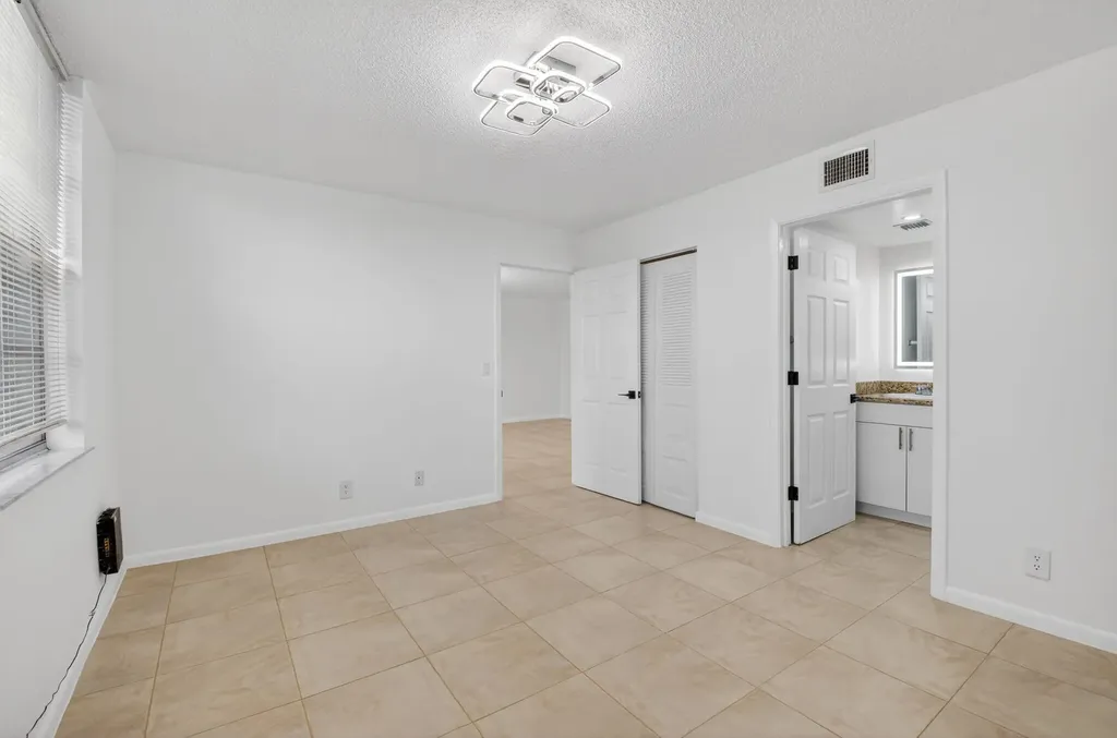 10 Willowbrook Lane Delray Beach FL 33446