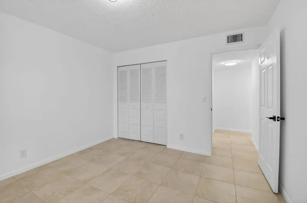 10 Willowbrook Lane Delray Beach FL 33446