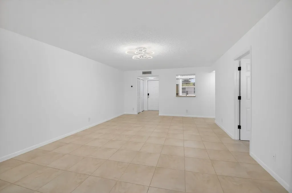 10 Willowbrook Lane Delray Beach FL 33446
