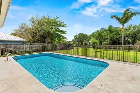 13795 Geranium Place Wellington FL 33414