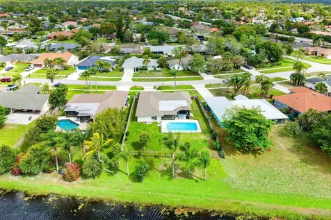 13795 Geranium Place Wellington FL 33414