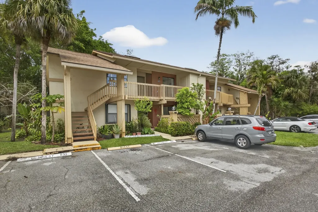 13085 Belhaven Court Wellington FL 33414