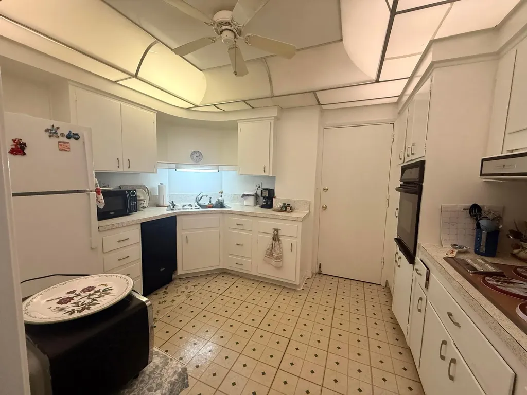 3233 NE 34th Street Fort Lauderdale FL 33308