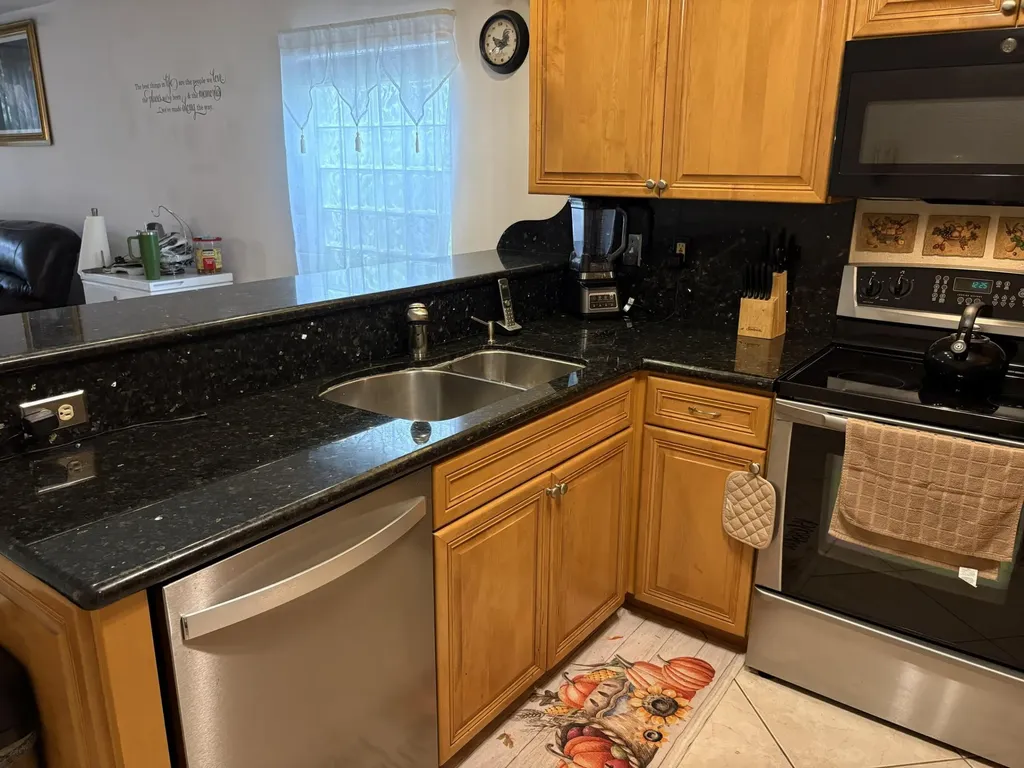 1750 NW 107th Way Plantation FL 33322