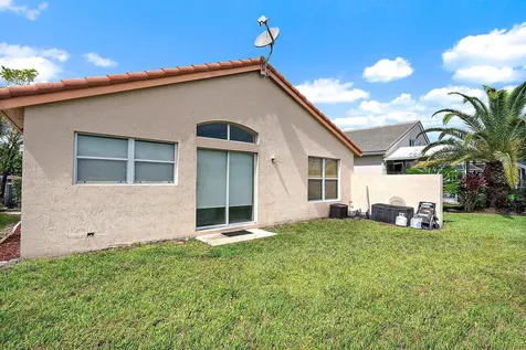 8193 Pelican Harbour Drive Lake Worth FL 33467
