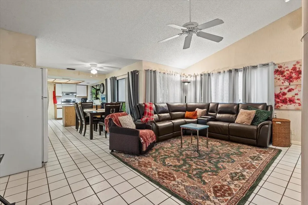 6691 S Pine Court West Palm Beach FL 33418
