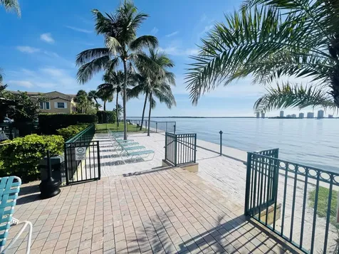1060 Lake Shore Drive Lake Park FL 33403
