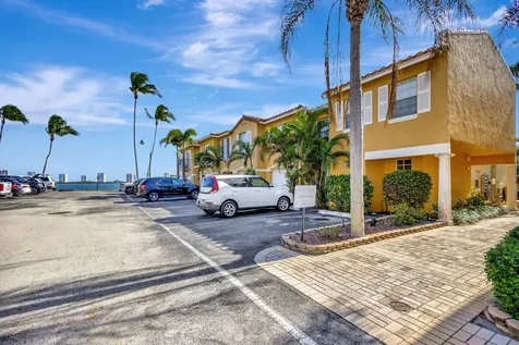 1060 Lake Shore Drive Lake Park FL 33403
