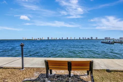 1060 Lake Shore Drive Lake Park FL 33403
