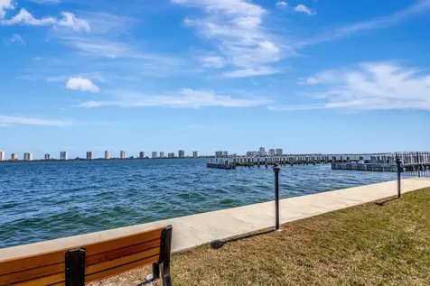 1060 Lake Shore Drive Lake Park FL 33403