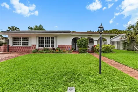 1091 NW 46th Avenue Lauderhill FL 33313