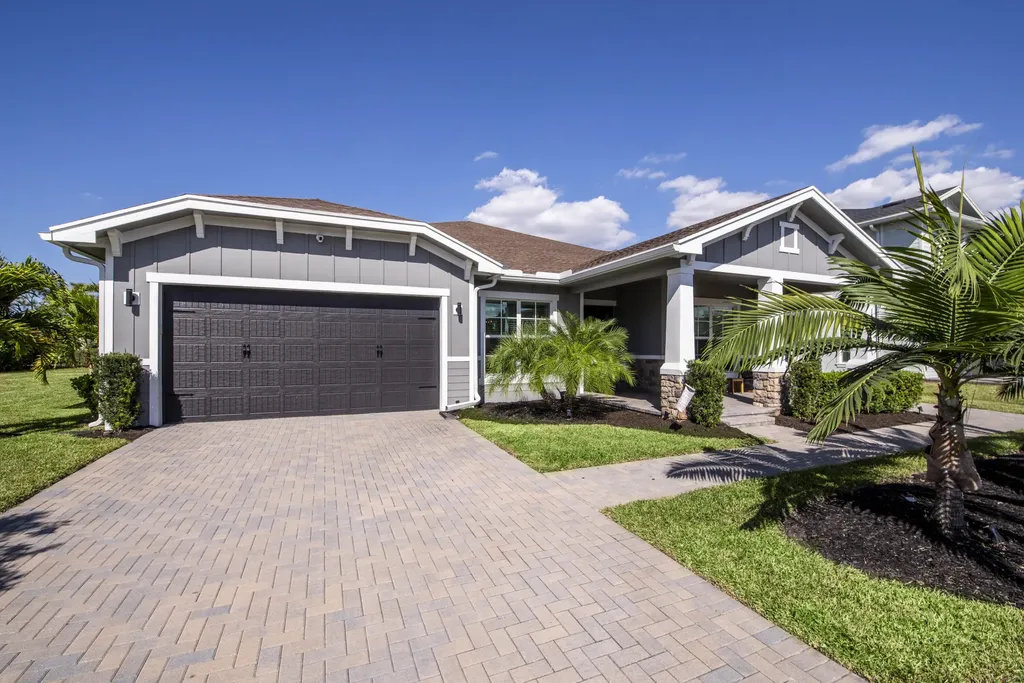 19017 Fly Rod Run The Acreage FL 33470