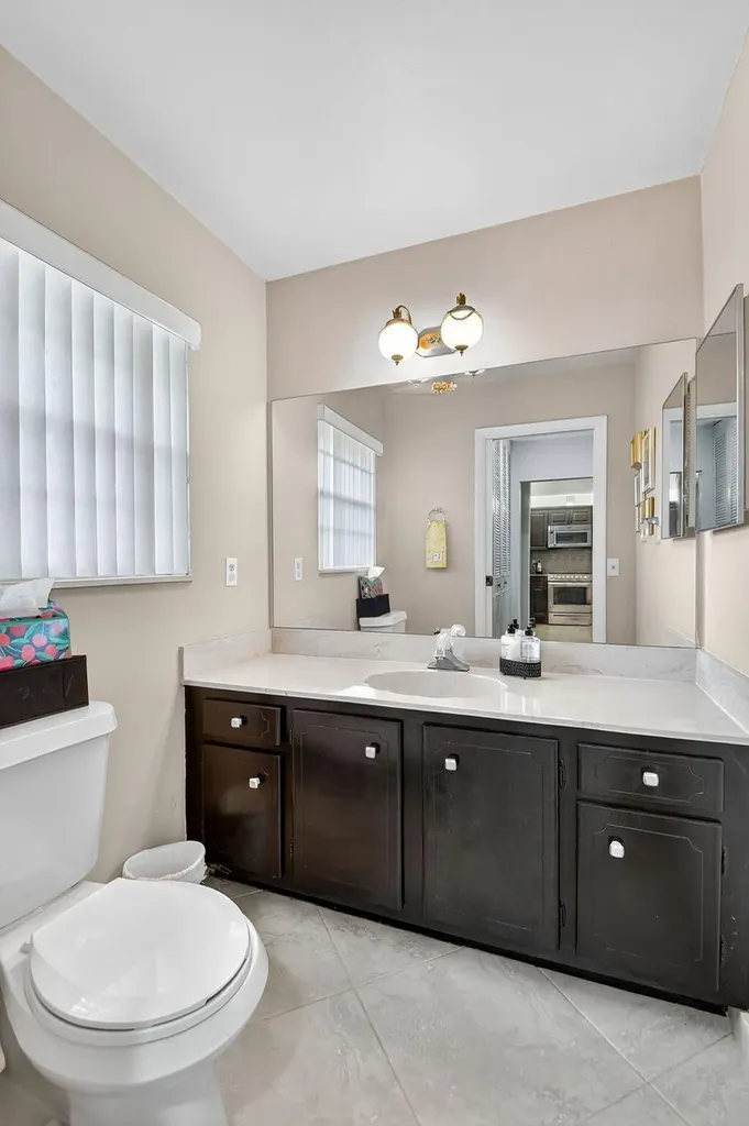 165 Amherst Lane Lake Worth FL 33467