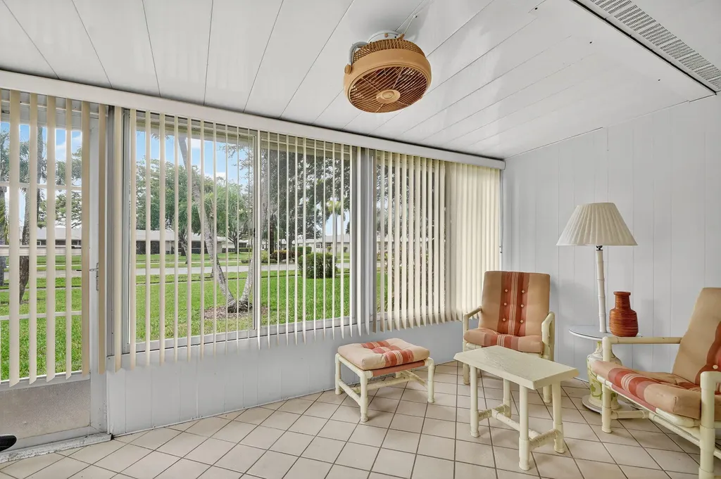 165 Amherst Lane Lake Worth FL 33467
