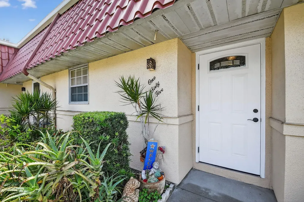 165 Amherst Lane Lake Worth FL 33467