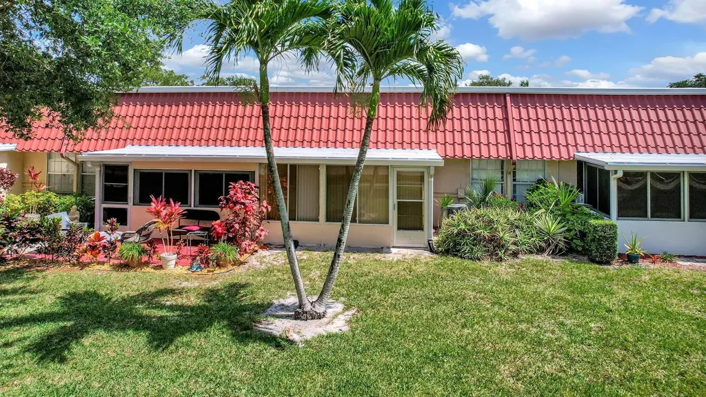 165 Amherst Lane Lake Worth FL 33467