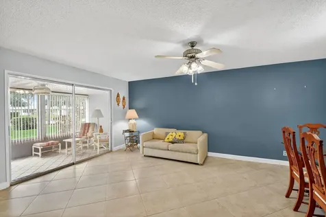 165 Amherst Lane Lake Worth FL 33467