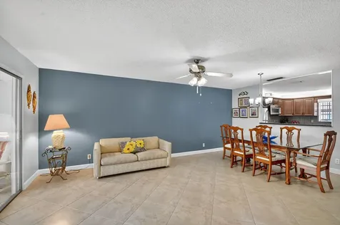 165 Amherst Lane Lake Worth FL 33467