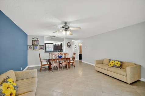 165 Amherst Lane Lake Worth FL 33467