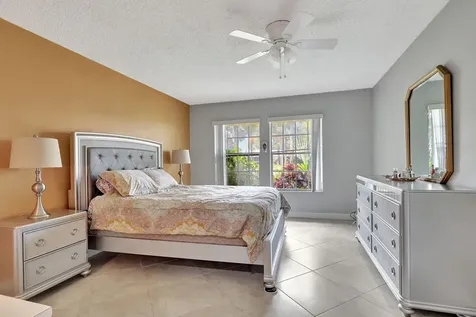 165 Amherst Lane Lake Worth FL 33467