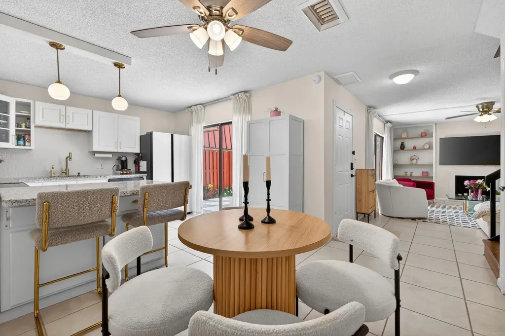 3229 Gardens East Drive Palm Beach Gardens FL 33410