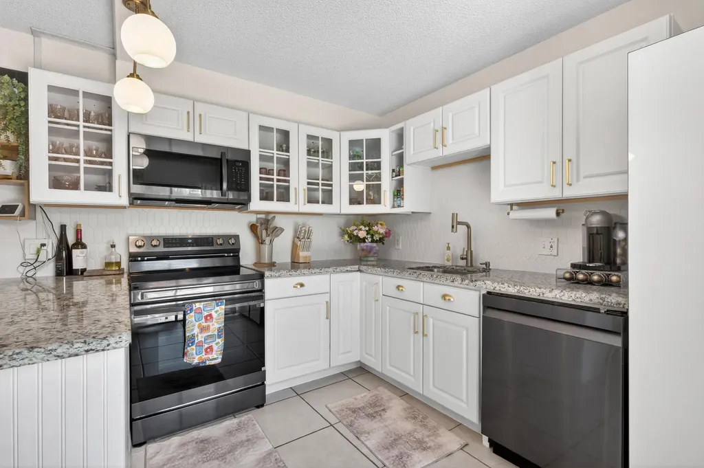 3229 Gardens East Drive Palm Beach Gardens FL 33410
