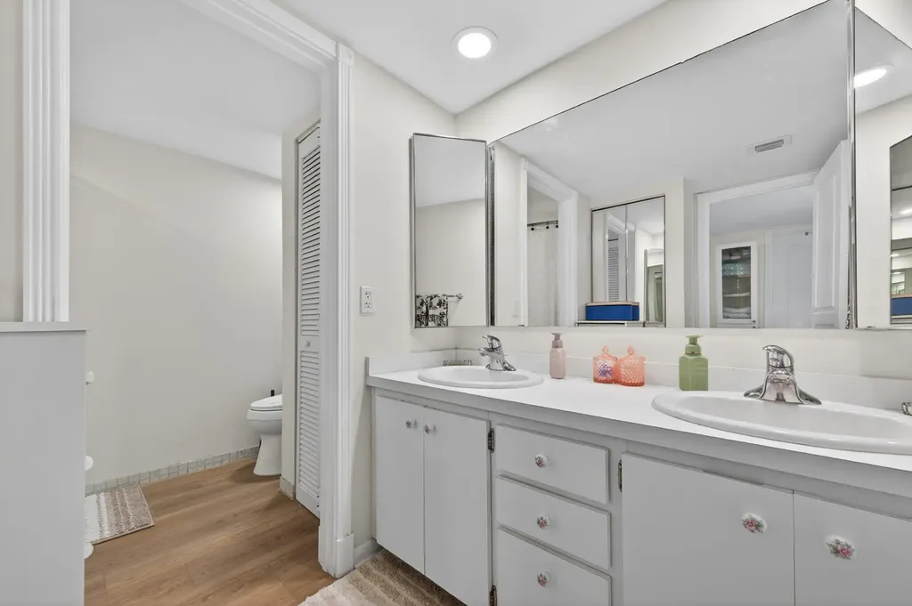 3229 Gardens East Drive Palm Beach Gardens FL 33410