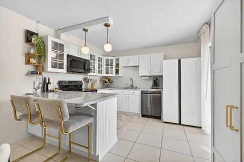 3229 Gardens East Drive Palm Beach Gardens FL 33410