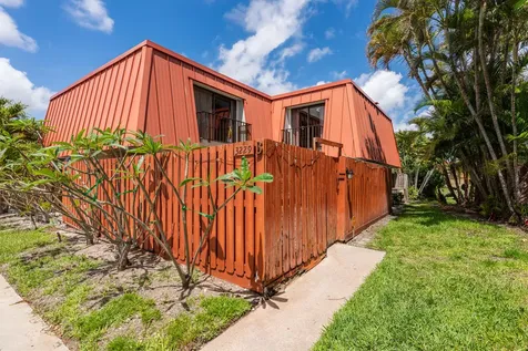 3229 Gardens East Drive Palm Beach Gardens FL 33410