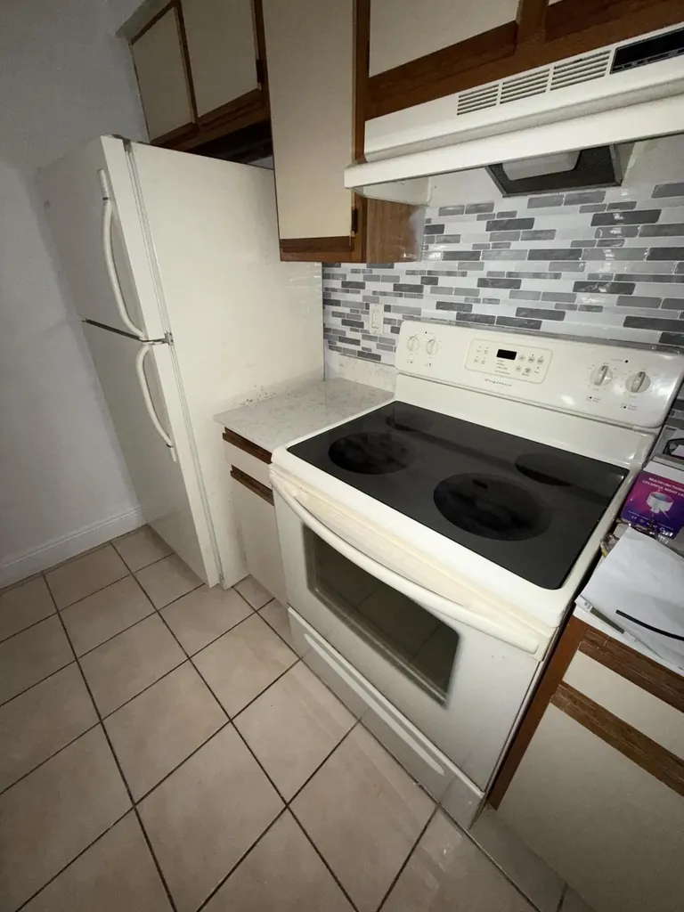 1285 SW 46th Avenue Pompano Beach FL 33069