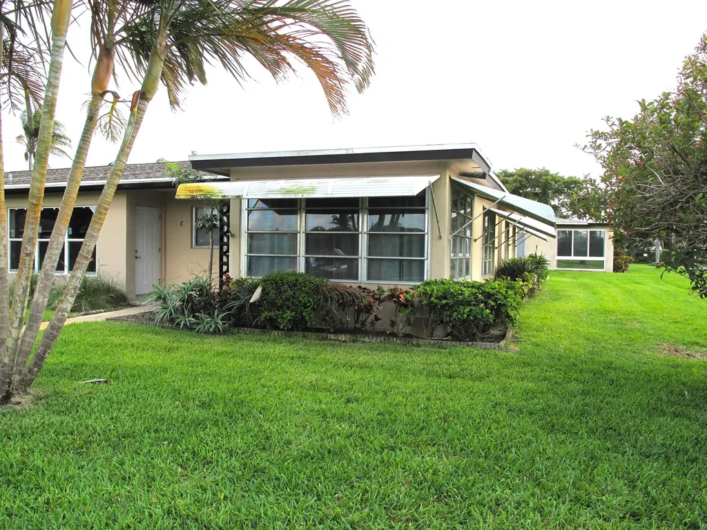 892 N High Point Boulevard N Delray Beach FL 33445