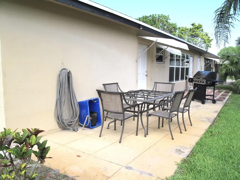 892 N High Point Boulevard N Delray Beach FL 33445