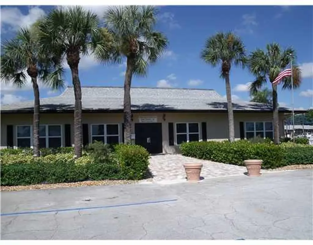 892 N High Point Boulevard N Delray Beach FL 33445