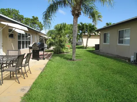 892 N High Point Boulevard N Delray Beach FL 33445