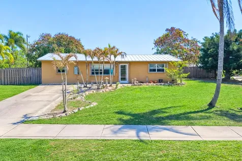 3177 SE Golden Gate Avenue Stuart FL 34997