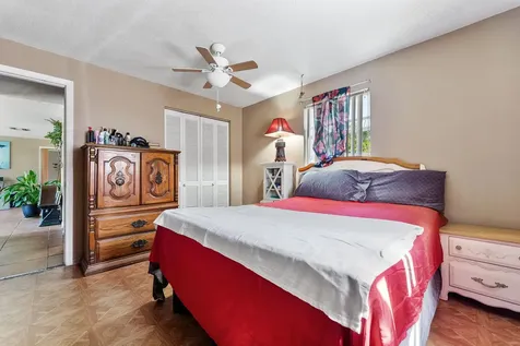 3177 SE Golden Gate Avenue Stuart FL 34997