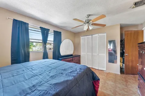 3177 SE Golden Gate Avenue Stuart FL 34997